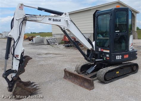 bobcat e32 mini excavator price|2015 bobcat e32 mini excavator.